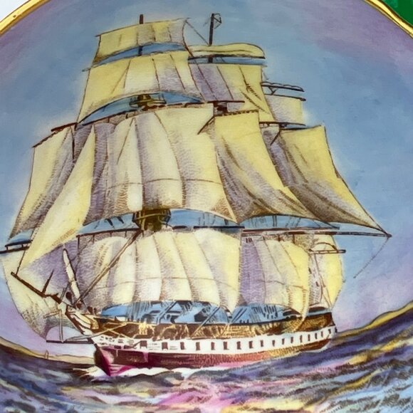 Aynsley Doris Jones Emerald Green Clipper Ship Footed Teacup and Saucer - Picture 4 of 15